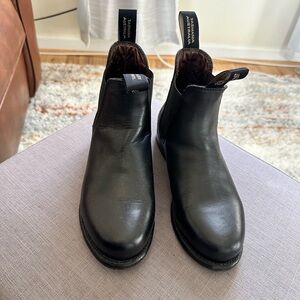 Blundstone Heritage 153 Chelsea Leather Boots - Women’s Size 8.5 (US)